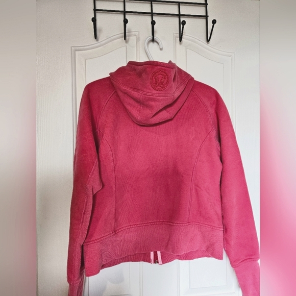 Lululemon Scuba hoodie - Picture 2 of 6
